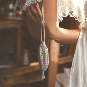 Antique Art Deco Cinch Style Beaded Purse ~ Excellent Condition!